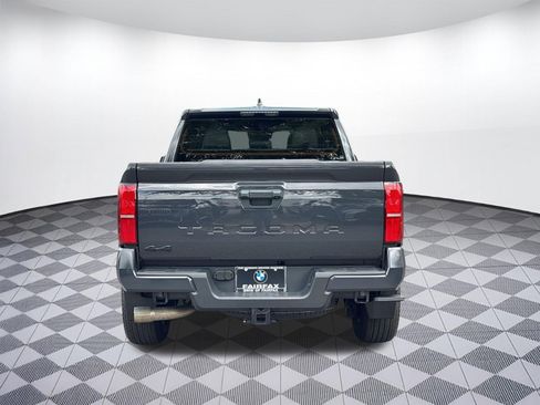 Used 2024 Toyota Tacoma SR5 AWD/4WD image 9