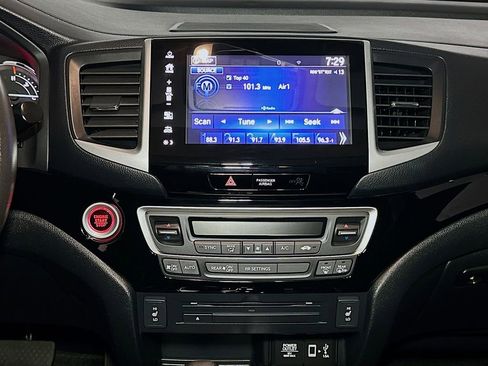Used 2019 Honda Ridgeline Black Edition image 12