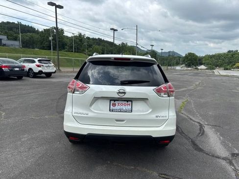 Used 2016 Nissan Rogue SV w/ SV Premium Package AWD/4WD image 7