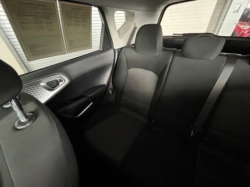 Used 2023 Kia Soul S image 12