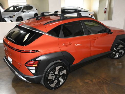 Used 2024 Hyundai Kona Limited image 79