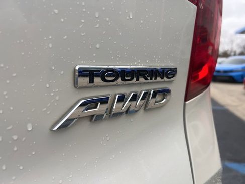 Certified 2017 Honda Pilot Touring image 8