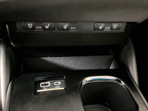 Used 2025 Lexus ES 300h w/ Premium Package image 33