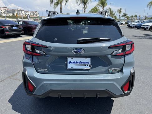 Used 2025 Subaru Crosstrek 2.5i Premium AWD/4WD image 13