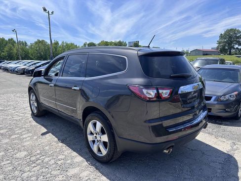Used 2015 Chevrolet Traverse LTZ FWD image 4