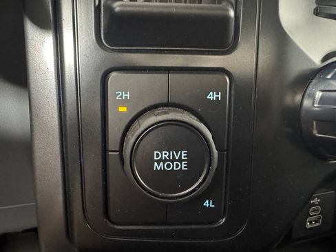 Used 2025 Ford F150 XLT w/ Equipment Group 301A Standard AWD/4WD image 21