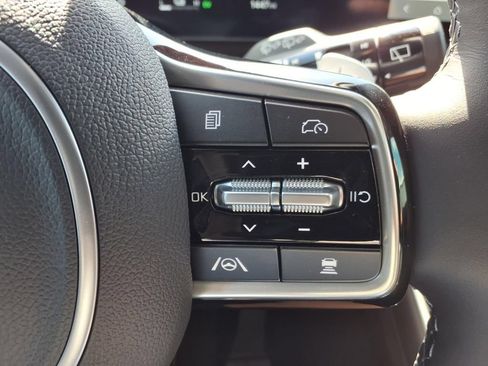 Certified 2026 Kia Carnival SX Prestige FWD image 21