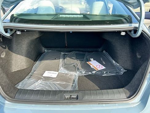 New 2026 Nissan Sentra SL w/ Floor Mat Package FWD image 30