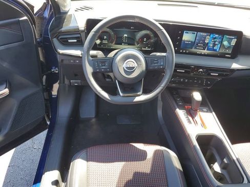 New 2026 Nissan Kicks SR w/ SR Premium Package FWD image 15