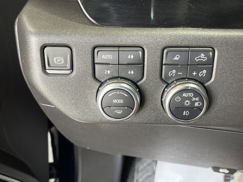 Used 2023 GMC Sierra 1500 SLT w/ SLT Premium Package image 31