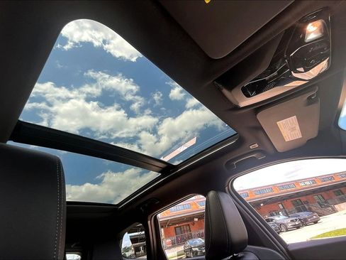 Used 2024 BMW X1 xDrive28i w/ M Sport Package image 21