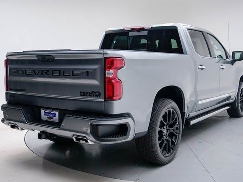 New 2026 Chevrolet Silverado 1500 High Country image 7