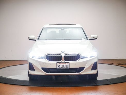 Used 2026 BMW 330i Sedan w/ Premium Package RWD image 7