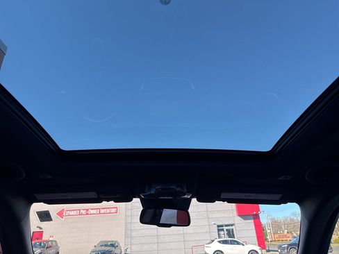 Used 2024 Alfa Romeo Stelvio Veloce image 47