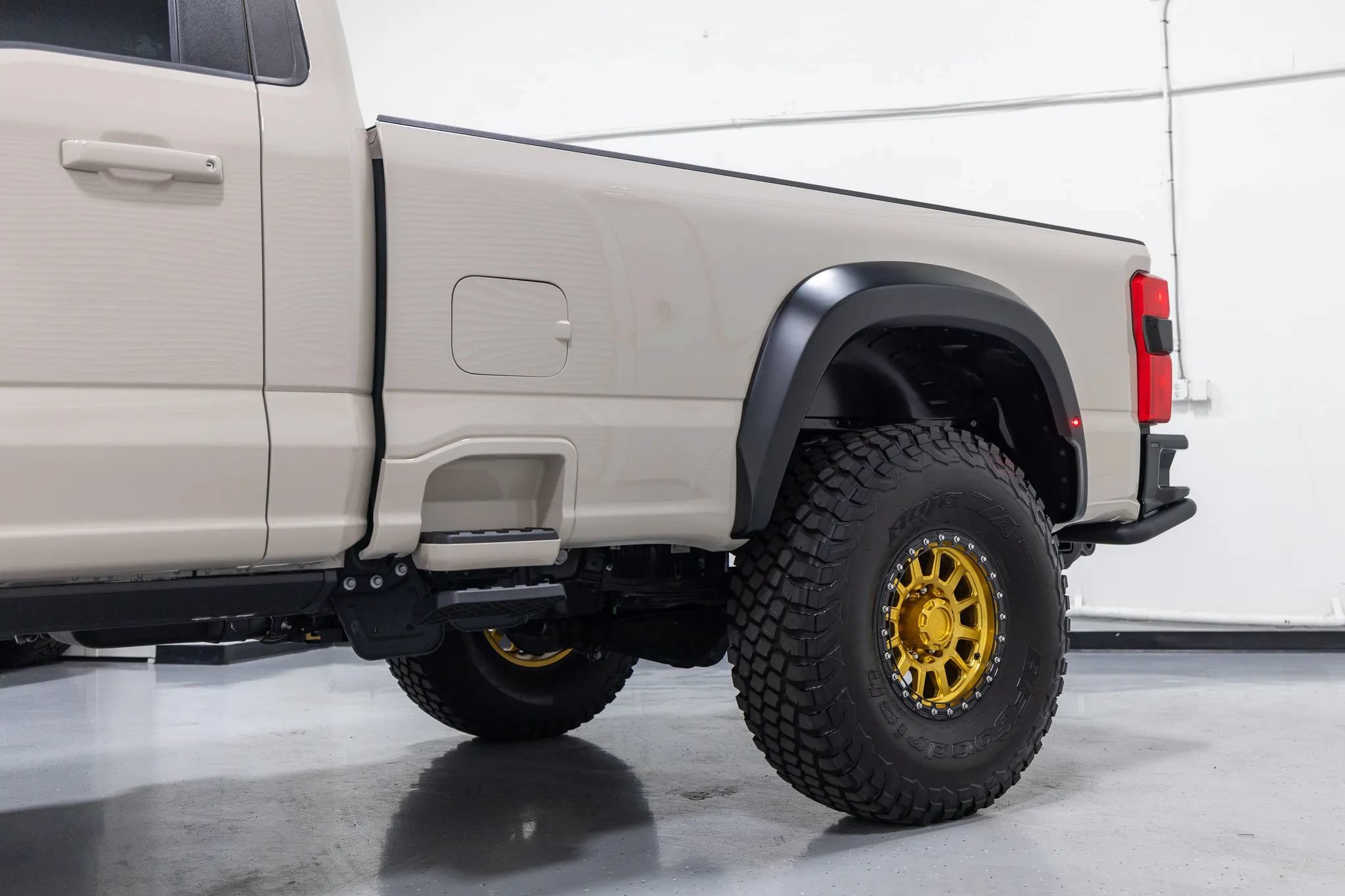 Used 2025 Ford F250 XLT w/ 360-Degree Camera Package AWD/4WD image 28