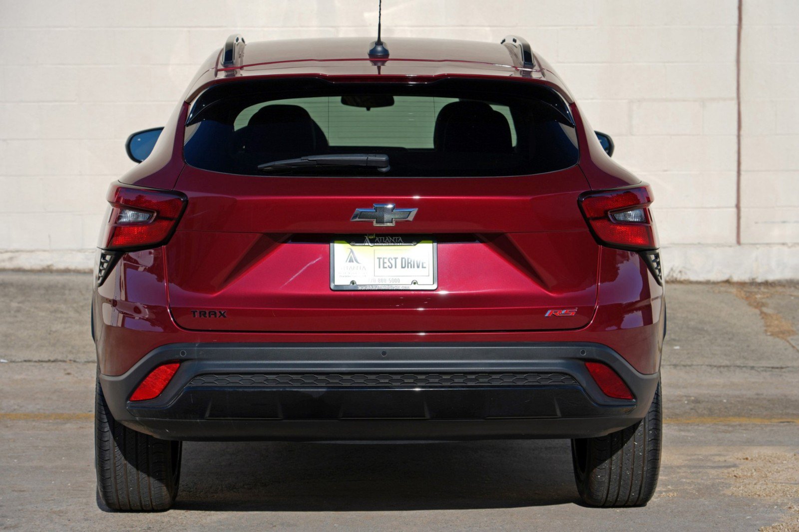 Used 2024 Chevrolet Trax RS w/ Sunroof Package FWD image 44