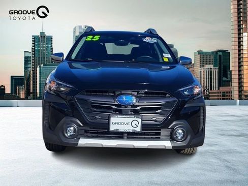 Used 2025 Subaru Outback Touring XT image 10