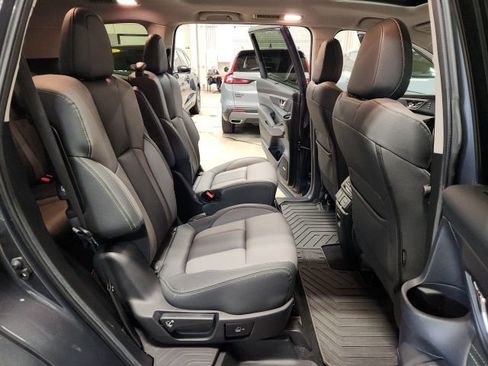 Used 2023 Subaru Ascent Onyx Edition Limited image 31