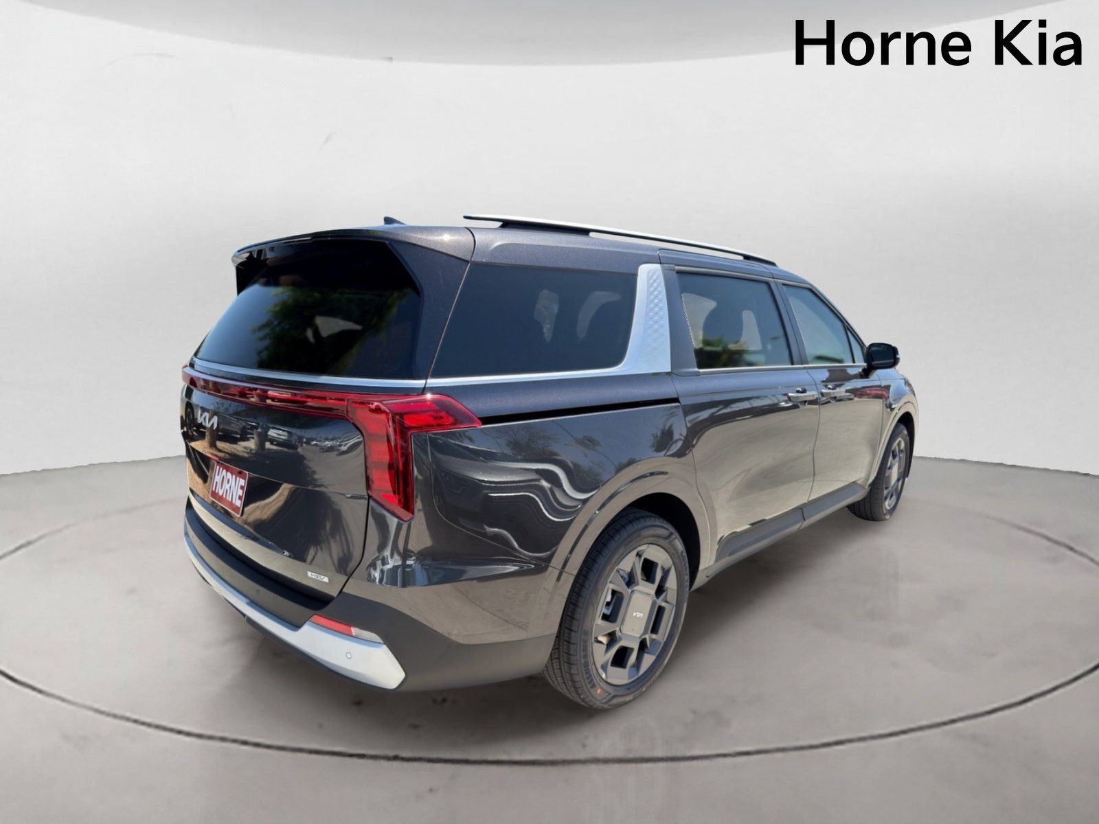 New 2026 Kia Carnival EX FWD image 4