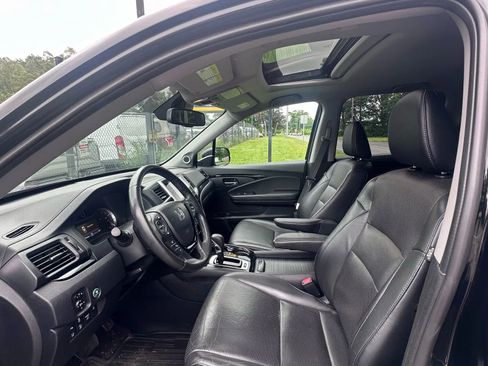 Used 2019 Honda Ridgeline RTL-E image 18