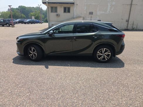 Used 2024 Lexus RX 350 Premium w/ Convenience Package AWD/4WD image 4