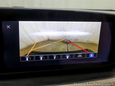 Used 2025 Buick Encore GX Avenir w/ Avenir Technology Package image 15