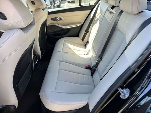Used 2022 BMW M340i xDrive w/ Premium Package AWD/4WD image 18