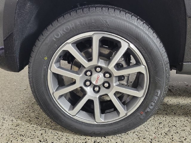 Used 2021 GMC Canyon Denali RWD image 8