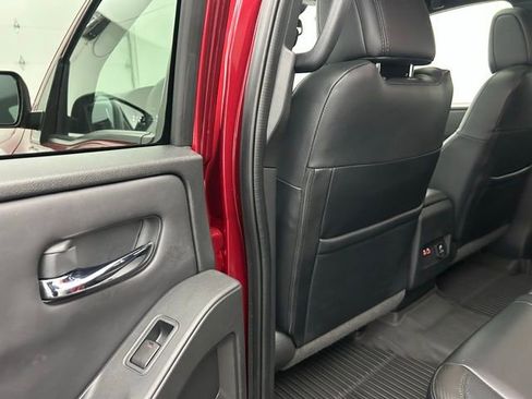 Used 2022 Nissan Frontier PRO-4X w/ Pro-4X Premium Package image 32