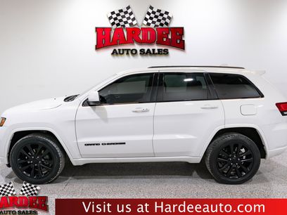 Used 2018 Jeep Grand Cherokee Altitude