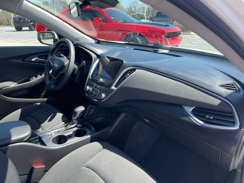 Used 2023 Chevrolet Malibu LS w/ Driver Confidence Package image 29