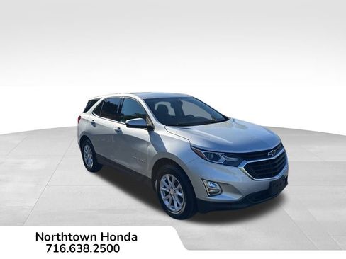 Used 2020 Chevrolet Equinox LT image 1