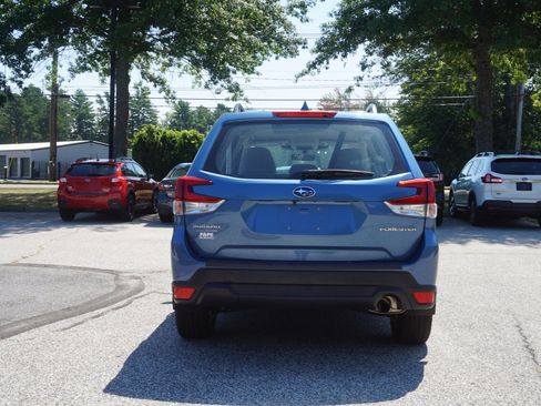 Used 2022 Subaru Forester AWD/4WD image 6