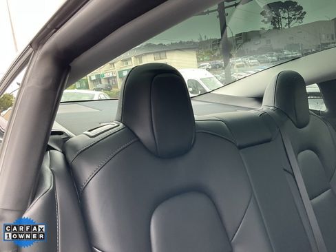 Used 2021 Tesla Model 3 Standard Range Plus image 52