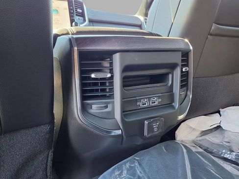 New 2026 RAM 2500 Laramie w/ Night Edition AWD/4WD image 22
