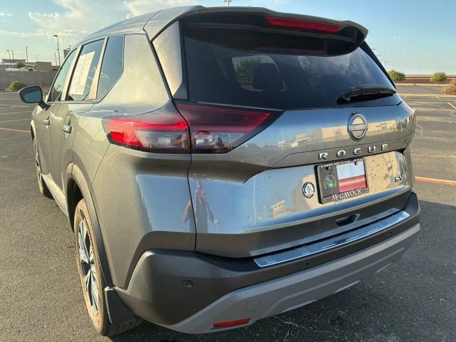 Certified 2022 Nissan Rogue SV FWD image 4