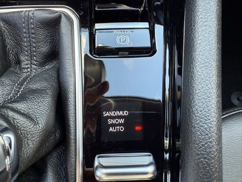 New 2026 Jeep Compass Limited image 26