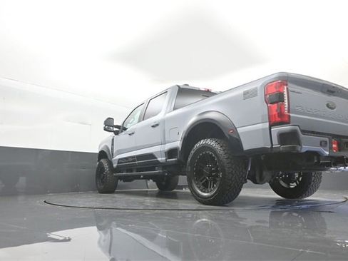 New 2026 Ford F250 Lariat w/ Black Appearance Package image 30