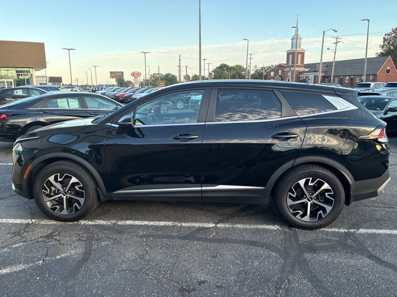 Used 2023 Kia Sportage EX FWD image 6