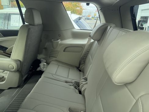 Used 2019 GMC Yukon Denali w/ Denali Ultimate Package image 20