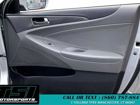 Used 2012 Hyundai Sonata Hybrid FWD image 23