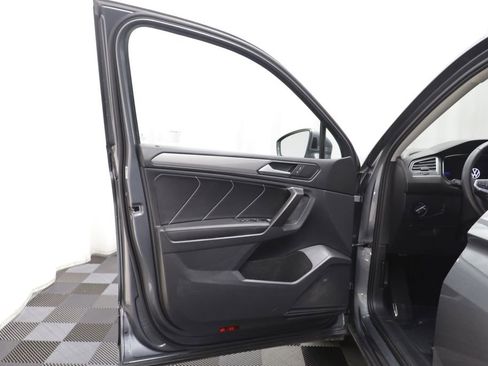 Certified 2023 Volkswagen Tiguan SE AWD/4WD image 4