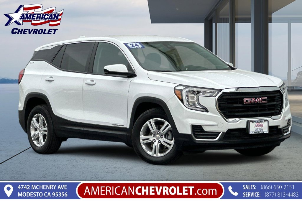 Used 2024 GMC Terrain SLE FWD image 1