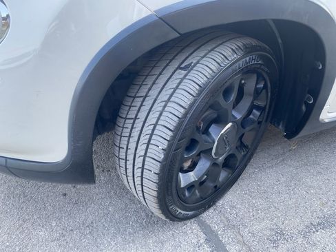 Used 2016 FIAT 500L Trekking image 13