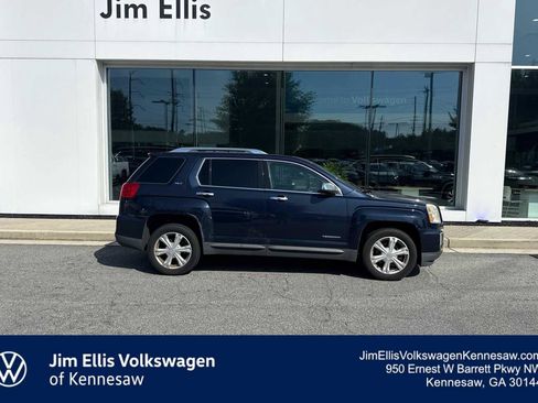 Used 2017 GMC Terrain SLT AWD/4WD image 1