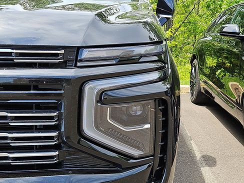 Used 2026 Chevrolet Tahoe High Country AWD/4WD image 4