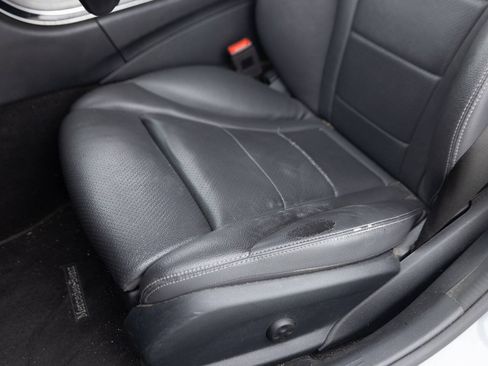 Used 2019 Mercedes-Benz C 300 Sedan image 23