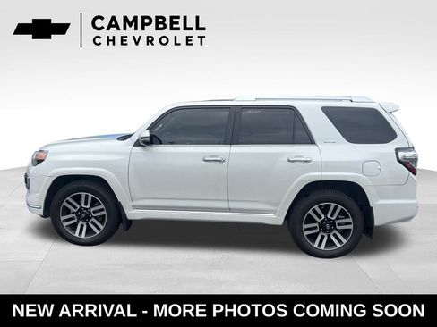 Used 2019 Toyota 4Runner Limited AWD/4WD image 2
