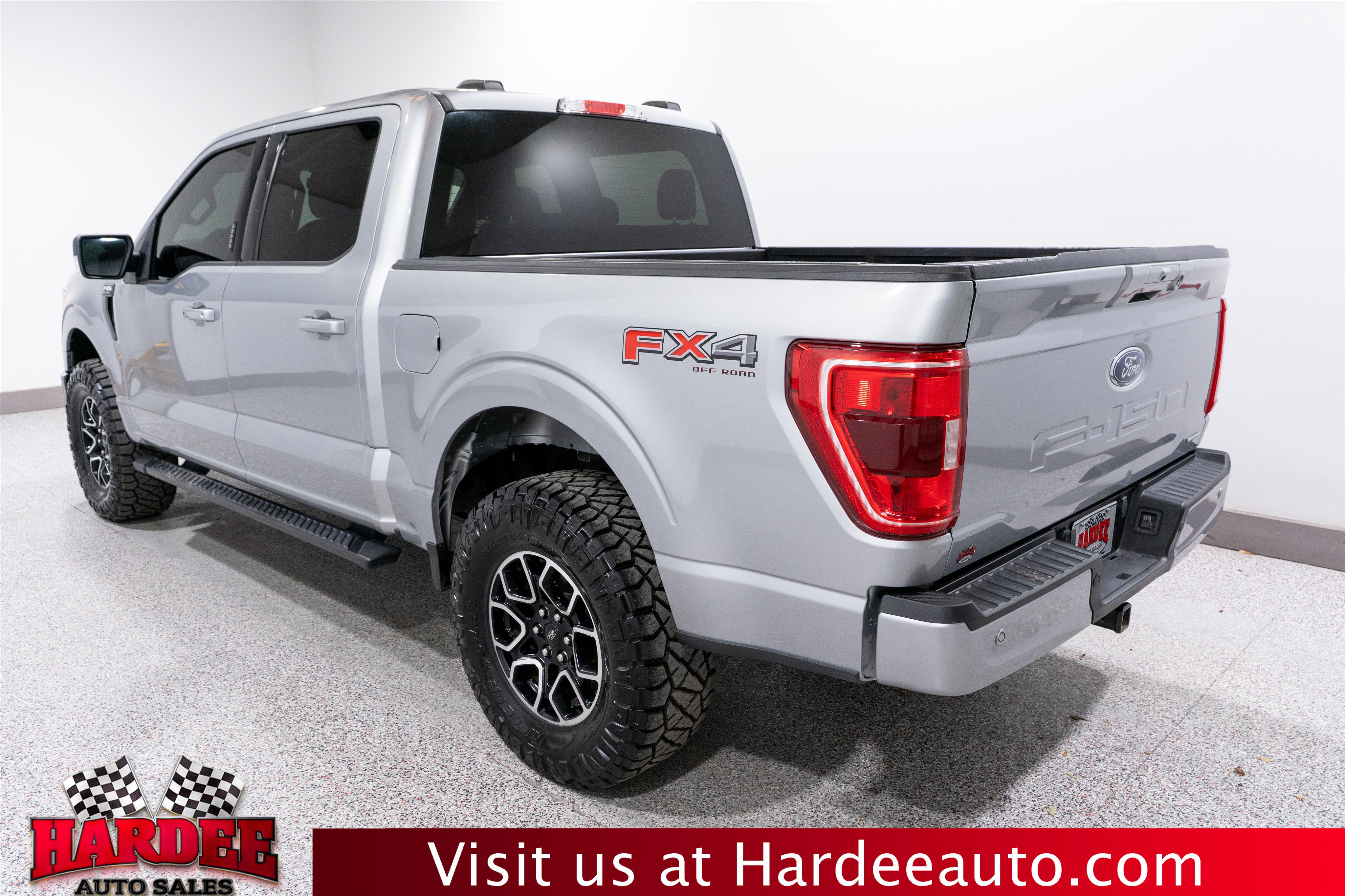 Used 2022 Ford F150 XLT w/ Equipment Group 302A High AWD/4WD image 3