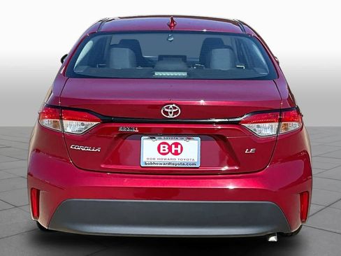 Used 2025 Toyota Corolla LE FWD image 5